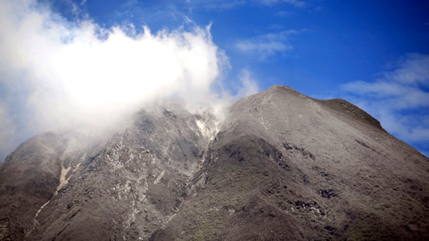 Indonesia Volcano Erupts Again